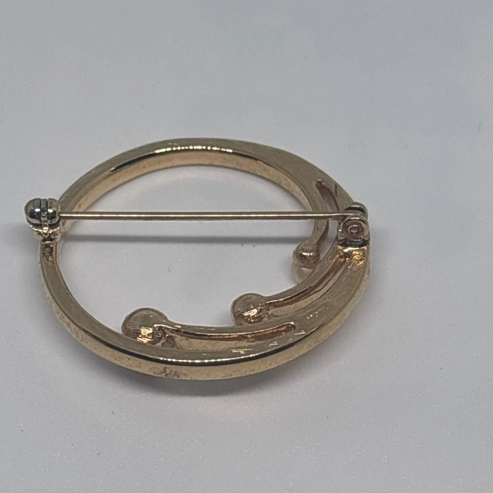 Monet Gold Tone Circular Brooch‎ Pin Vintage Modernist Design
